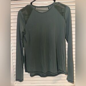 Lululemon Sculpt Long-Sleeve Shirt
Dark Forest 16.5” PTP